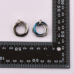 201 ステンレススチールインターロッキングリングペンダント  クリスタルラインストーン付き  電気泳動ブラック＆ステンレススチールカラー  27mm  6個/箱&nbsp;STAS-SZ0002-61C