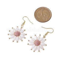 天然の溶岩石の花のダングルイヤリング  真鍮製のピアスフック付き  ゴールドカラー  ピンク  47x27.5mm&nbsp;EJEW-TA00568-01