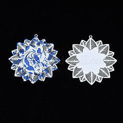 430ステンレスペンダント  スプレー塗装  エッチングされた金属装飾  花柄の花  ホワイト  46x44x0.3mm  穴：1.5mm&nbsp;STAS-T061-23-E04