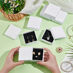 Quadratische Geschenkboxen zur Aufbewahrung von Halsketten und Ohrringen aus Kraftpapier&nbsp;CON-WH0095-88B