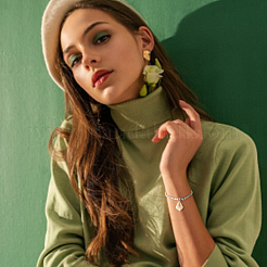 50шт. граненые стеклянные подвески в форме листа&nbsp;FIND-FH0010-34A