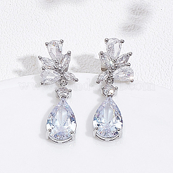 1 пара серег-гвоздиков в форме капли из латуни с прозрачным кубическим цирконием&nbsp;EJEW-LP0001-76