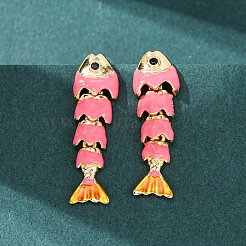 Ohrstecker aus Messing mit Fischmotiv und Mikropavé-Fassung aus Zirkonia&nbsp;EJEW-C174-05G