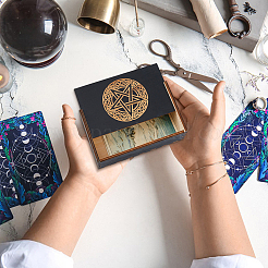 Деревянные коробки для хранения карт Таро с гравировкой моли&nbsp;CON-WH0089-144A