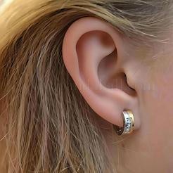 ツートンカラーの304ステンレススチール製マイクロパヴェキュービックジルコニアフープピアス（女性用）  本金メッキ&ステンレススチールカラー  13x5mm&nbsp;CI7583