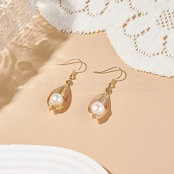 天然パール ティアドロップ ダングル イヤリング  女性用 304 ステンレススチールピン付き真鍮ワイヤーラップドロップイヤリング  ゴールドカラー  ペンダント：29x12x10mm  46mm  ピン：0.9mm&nbsp;EJEW-JE05091-01