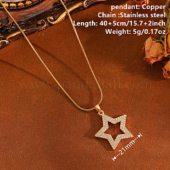 Collana da donna con ciondolo a stella in ottone con micro pavé di zirconi cubici trasparenti e catena a maglia serpente rotonda in acciaio inossidabile 304 per collane da donna.&nbsp;WGB07B9-01