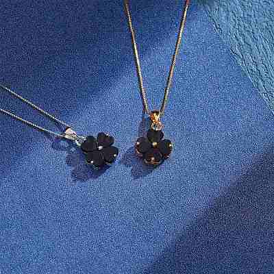 Silver Clover Necklace with Black Onyx and Black Onyx