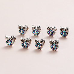 Латунные серьги-гвоздики с микропаве из разноцветных кубических цирконий в форме совы FS-WGE9253-01