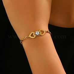 Bracelet en acier inoxydable à maillons en forme de cœur orné de zirconiums cubiques transparents&nbsp;ME3579