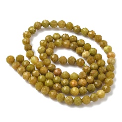 Нити натуральных желто-зеленых опаловых бусин G-D306-A06-4mm