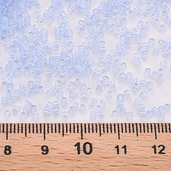 透明なガラスシリンダービーズ  シードビーズ  丸い穴  コーンフラワーブルー  1.5~2x1~2mm  穴：0.8mm  約8000個/袋  約1ポンド/バッグ&nbsp;SEED-S047-I-004