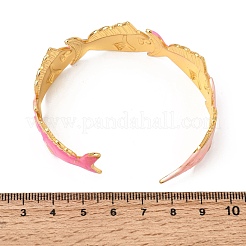 Bracciali aperti da donna in acciaio inossidabile 304 smaltato a forma di pesce&nbsp;SA-CBA1A30-02A-G