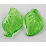 Прозрачные акриловые подвески, лист, зелёные, длиной около 20 мм , шириной 12 мм , толстый 2.5 мм , отверстие : 1.5 мм