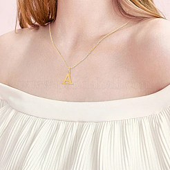 304ステンレススチールレターペンダントネックレス1個  女性用真鍮ベネチアンチェーンネックレス  鉛フリー＆ニッケルフリー＆カドミウムフリー  ゴールドカラー  文字a  17.91インチ（45.5cm）〜18.31インチ（46.5cm）  文字：1mm&nbsp;NJEW-LP0001-38A-G