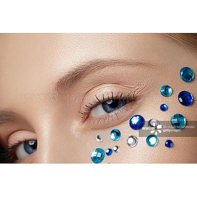 Кабошоны со стеклянными стразами с плоской задней стороной MRMJ-WH0077-075-1