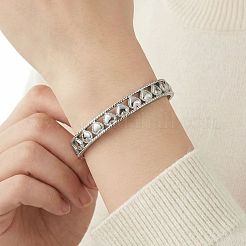 Bracciali rigidi da donna in acciaio inossidabile 304 con cerniera e cuore cavo.&nbsp;WG952A8-01