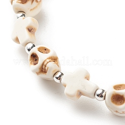 Synthetisches türkisfarbenes (gefärbtes) Stretch-Armband mit Kreuz und Totenkopfperlen&nbsp;BJEW-JB08452-01