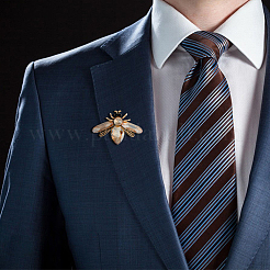 4 шт. 4-цветная брошь-булавка в виде пчелы со стразами JEWB-HY0001-03