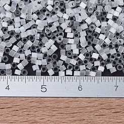 MIYUKIデリカビーズ  シリンダー  日本製シードビーズ  11/0  (db0676) 淡いグレーのシルクサテン  1.3x1.6mm  穴：0.8mm  約20000個/袋  100 G /袋&nbsp;SEED-J020-DB0676