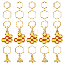 NBEADS 44 Pcs Bee Honeycomb Stitch Markers, Alloy Crochet Stitch Marker Charms Golden Hexagon Removable Locking Stitch Marker for Knitting Weaving Sewing Jewelry Making