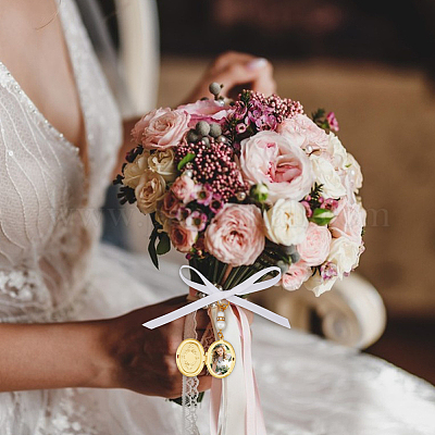 Where to Find: Wedding Bouquet Charms and Lockets