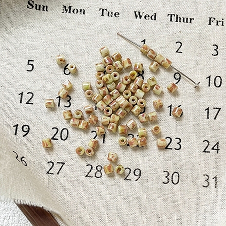 Цилиндрические бусины ручной работы в технике лэмпворк GLAA-D305-01A-1