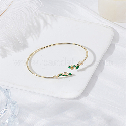 1 Stück elegante Armreifen aus Messing mit Zirkonia-Blattmotiv für Damen&nbsp;BJEW-LP0003-33G-02