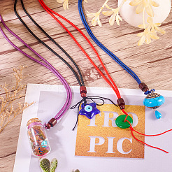 Изготовление ожерелий из двухцветного полиэстерового шнура (16 шт.)&nbsp;MAK-TA0001-19