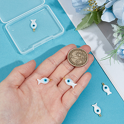 天然ホワイトシェルペンダント5個  金属製のバチ付き魚チャーム  ゴールドカラー  18.5x8x3mm  穴：1.5mm&nbsp;SHEL-BC0001-051