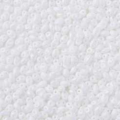 不透明光沢チェコガラスシードビーズ  2穴  オーバル  ホワイトスモーク  5x3.5x2.5mm  穴：0.9mm  約500 G /袋&nbsp;SEED-N004-005-D01
