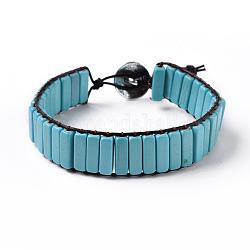 Bracelet de perles de turquoise synthétiques, avec cordon en cuir de vachette et boutons à tige en alliage, 9-1/4 pouce (23.5 cm) x 16 mm