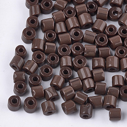Perles de bugle de verre opaque, trou rond, brun coco, 7~7.5x6~6.5mm, Trou: 2.5mm, environ 800 pcs / sachet 