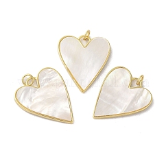 Colgantes de concha pavimentada de latón chapado en estante, dijes de corazón con anillos de salto, real 18k chapado en oro, Plateado de larga duración, sin plomo y cadmio, color de concha, 26.5x22.5x2mm, agujero: 3 mm