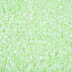 Бисер из стекла  SEED-T008-01D