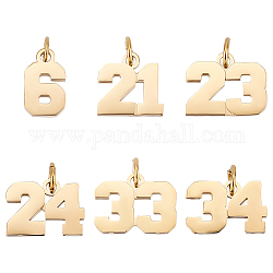 Unicraftale 6 pz 6 pendenti con numeri dorati in stile 316 pendenti con figure in acciaio inossidabile chirurgico ciondoli con numeri significativi pendenti con numeri in metallo sport 12~14mm ciondoli per la creazione di gioielli