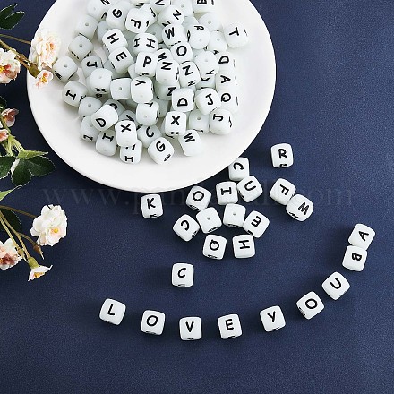 20 pièces cube lumineux lettre perles de silicone 12x12x12mm dés carrés alphabet perles avec 2mm trou entretoise perles de lettre en vrac pour bracelet collier fabrication de bijoux JX437T-1
