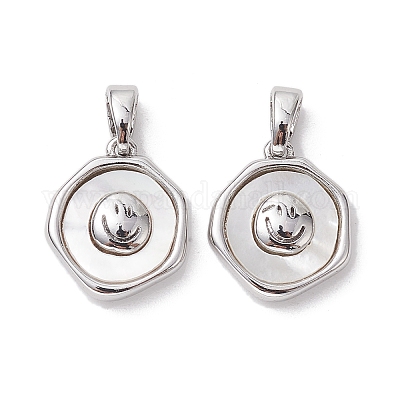 Плоские круглые подвески из латуни с покрытием из ракушки и улыбающимся лицом KK-K360-05P-1