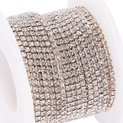 Chaînes en laiton avec strass, strass chaînes de tasse, avec bobine, couleur argentée, cristal, 2mm, environ 10 yards / rouleau