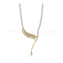 Collana da donna con ciondolo a forma di ala in ottone con micro pavé di zirconi cubici e perle artificiali bianche rotonde.&nbsp;WG2CE1B-01