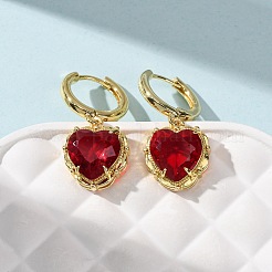 Pendientes de aro de latón y vidrio con forma de corazón para el día de San Valentín&nbsp;EJEW-Z164-23G-01