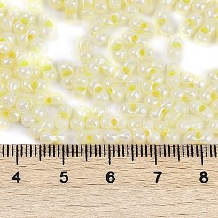 不透明色光沢ガラスシードビーズ  丸い穴  ピーナッツ  きいろ  3.5x6x3.5mm  穴：0.8mm  約4500個/ポンド&nbsp;SEED-K010-04H
