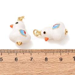 エナメルペンダント付き真鍮  ひよこチャーム  ラックめっき  長持ちメッキ  カドミウムフリー＆鉛フリー  18KGP本金メッキ  ホワイト  22.5x15x10mm  穴：3mm&nbsp;KK-CBA2F11-31G