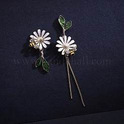 Асимметричные серьги с эмалью в виде ромашек и пчел JE963A