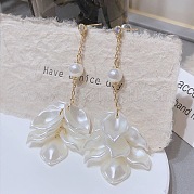 Серьги с кисточками из искусственного жемчуга и лепестков OD5887