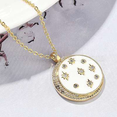 Латунные микропаве прозрачные кубические цирконии эмалированные плоские круглые подвески в виде луны для женщин NJEW-S449-03C-G-1