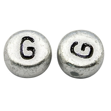 Perline con lettere a foro orizzontale in acrilico placcato color argento X-MACR-PB43C9070-G-1