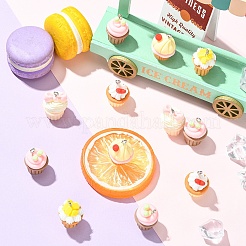 10個5スタイル不透明樹脂ペンダント  3dカップケーキチャーム  模造食品  プラチナトーンの鉄ループ付き  ミックスカラー  22~26x16~18x16~18mm  穴：1.8~2mm  2個/スタイル&nbsp;RESI-YW0004-96