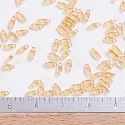 MIYUKIクォーターティラビーズ  日本製シードビーズ  2穴  （qtl251)透明ライトトパーズab  5x1.2x1.9mm  穴：0.8mm  約480PCS /ボトル  10 G /ボトル&nbsp;SEED-JP0008-QTL251