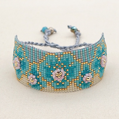 Wholesale Friendship Flower Loom Pattern Seed Beads Bracelets for Women 